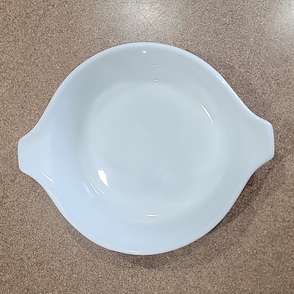 Vintage Pyrex Colonial Mist Casserole Dish! - Picture 15 of 16